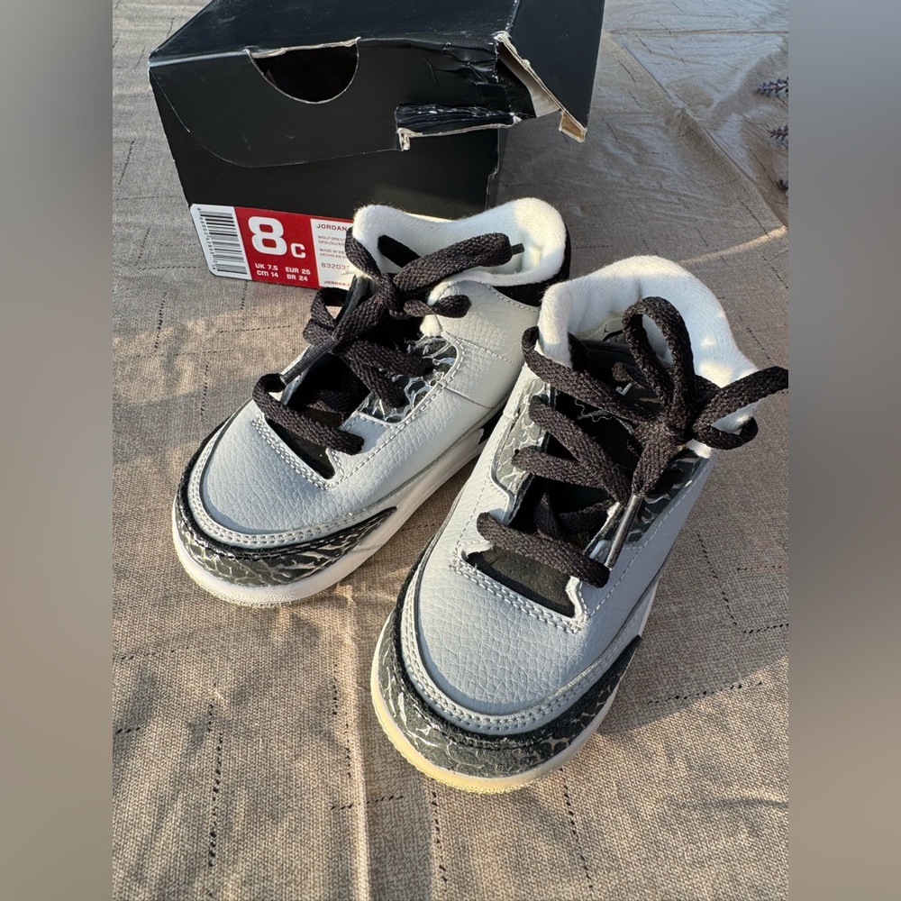 Nike Air Jordan 3 Retro GS Toddler Sneakers